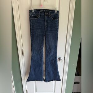American eagle super high rise flare size 4‎ dark jeans